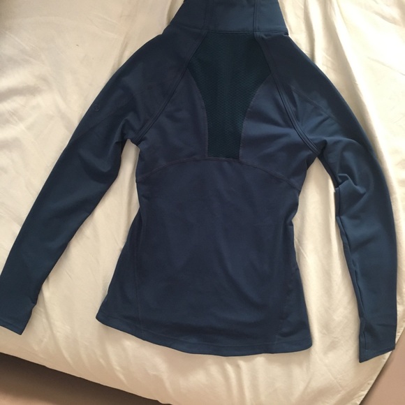 Shape Active training jacket - Picture 3 of 5